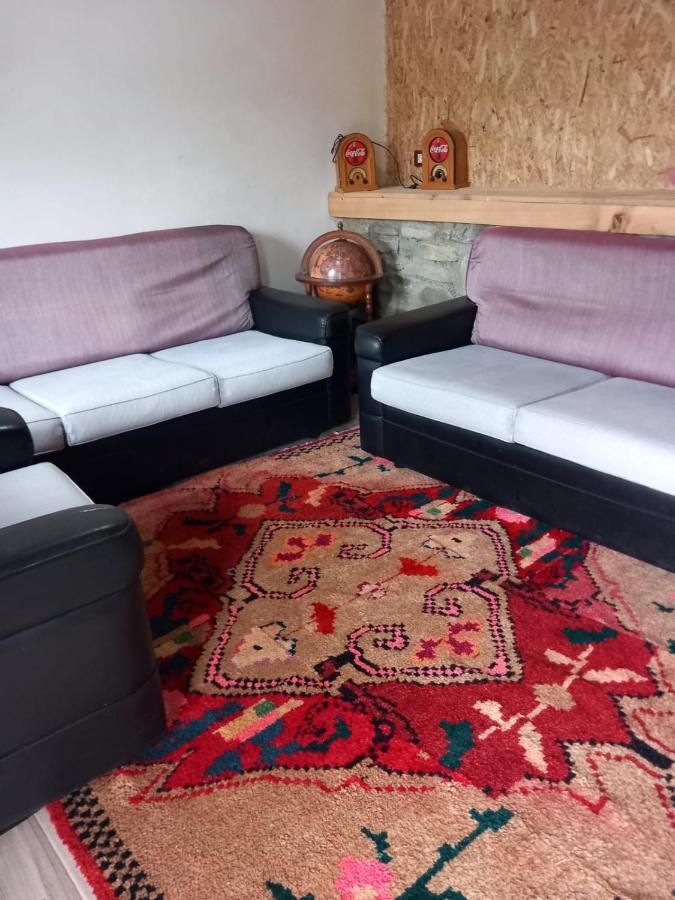 Origjina Farm Chalet *